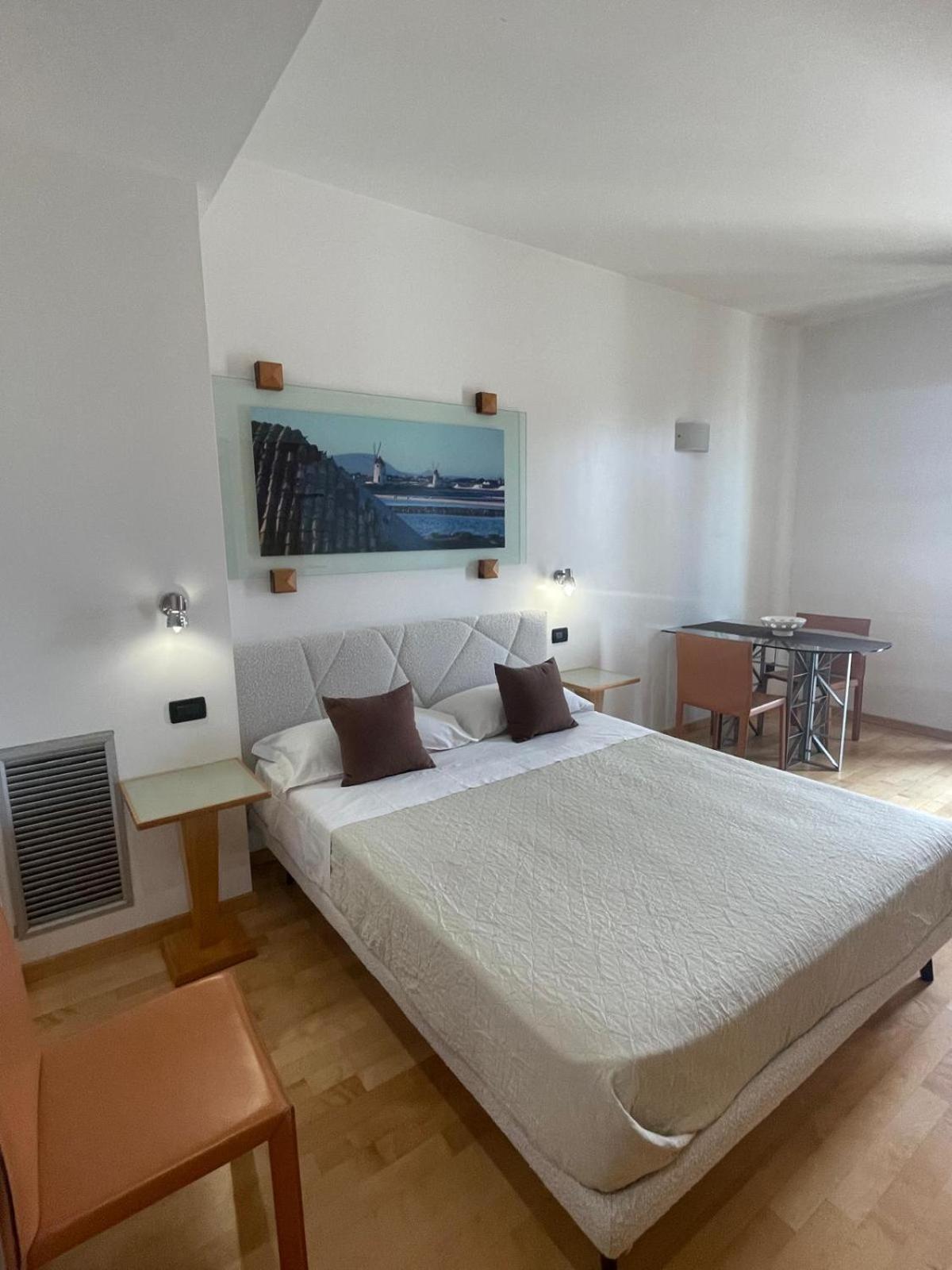Garibaldi Citta' Apartment ตราปานี ภายนอก รูปภาพ