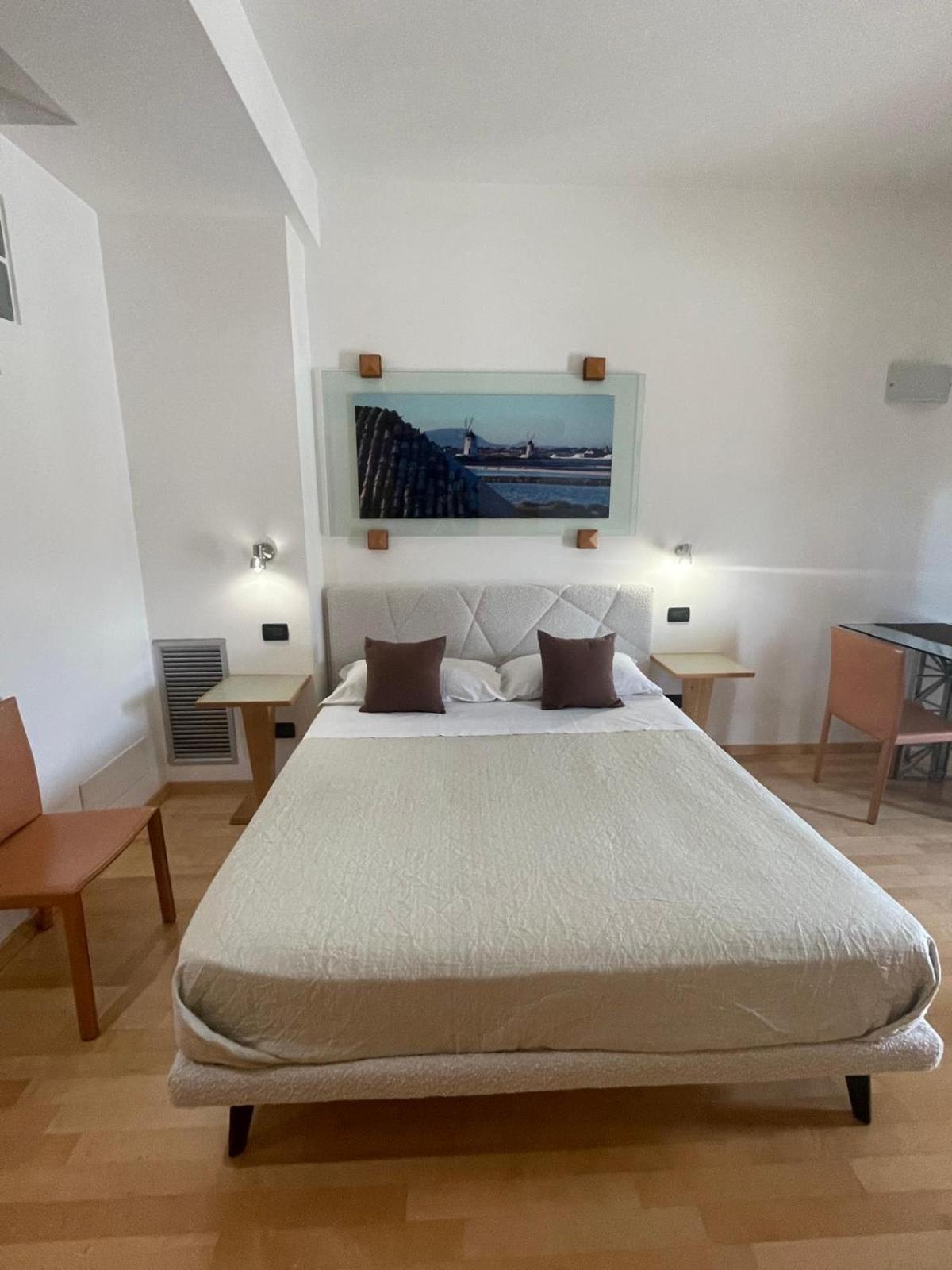 Garibaldi Citta' Apartment ตราปานี ภายนอก รูปภาพ